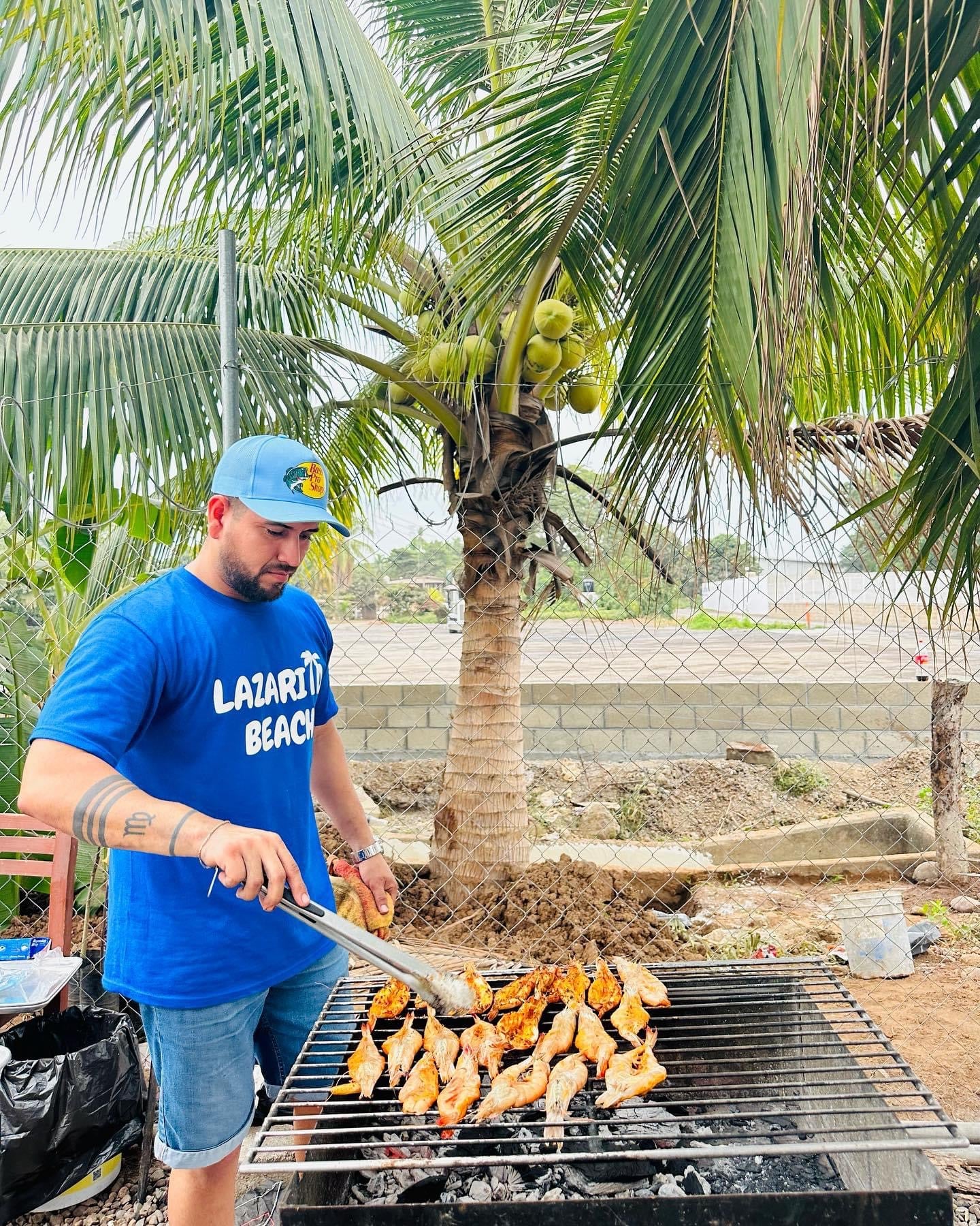 Lazarito Azul Rey